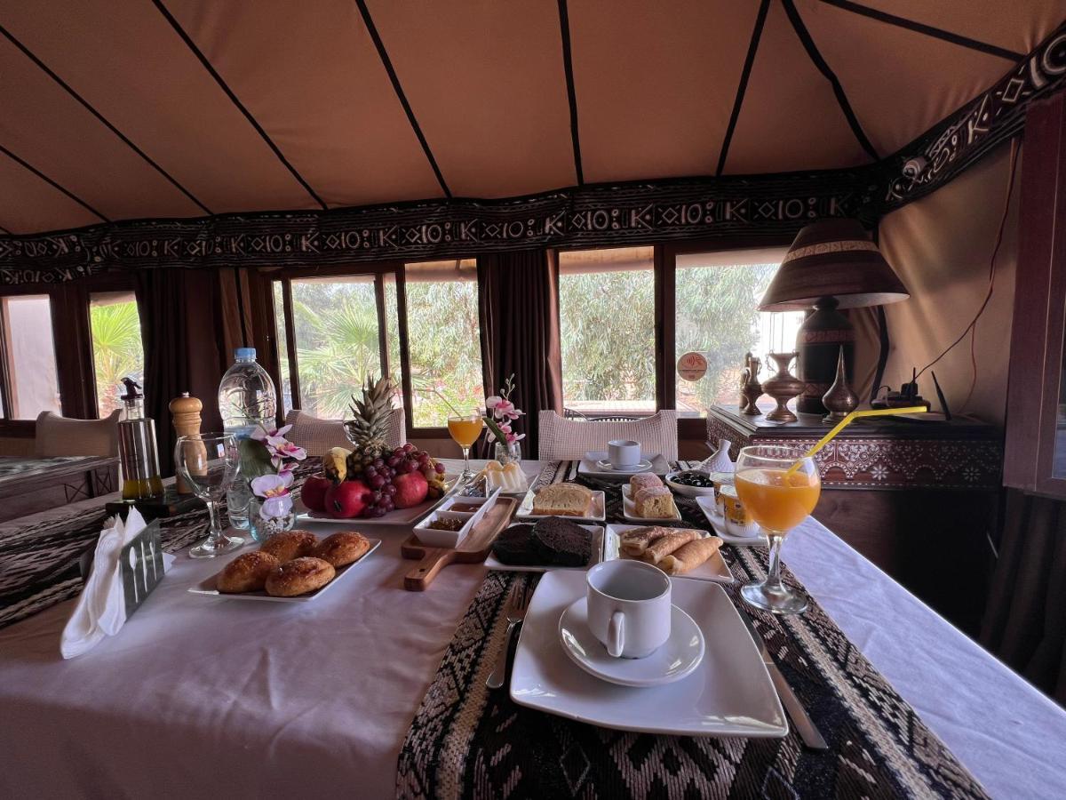 Luxury Traditional Tent Camp Merzuga Kültér fotó